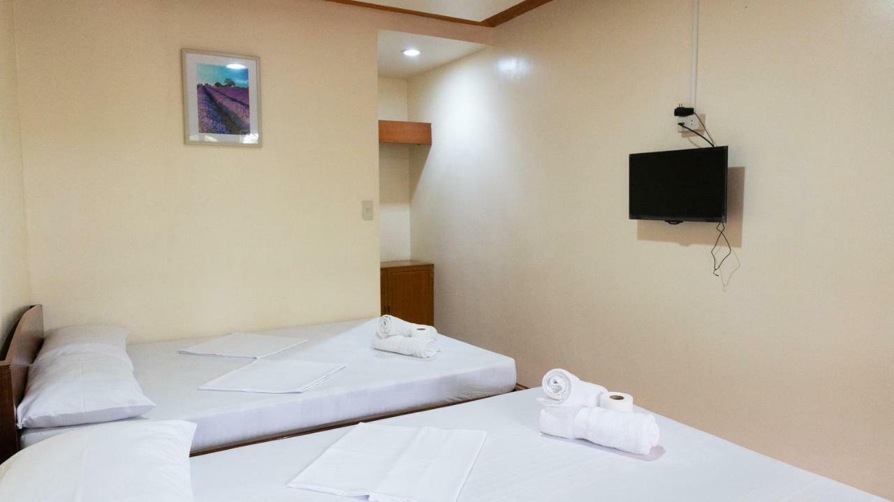 Brenmariel Tourist Inn Ел Нидо Екстериор снимка